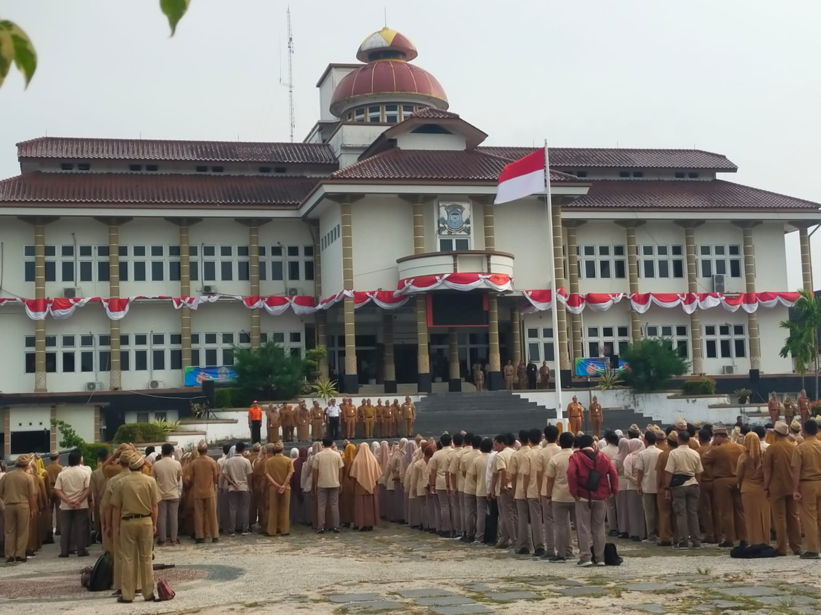 PJ Walikota Budi Utama Paparkan Empat Poin Ini saat Apel Gabungan


